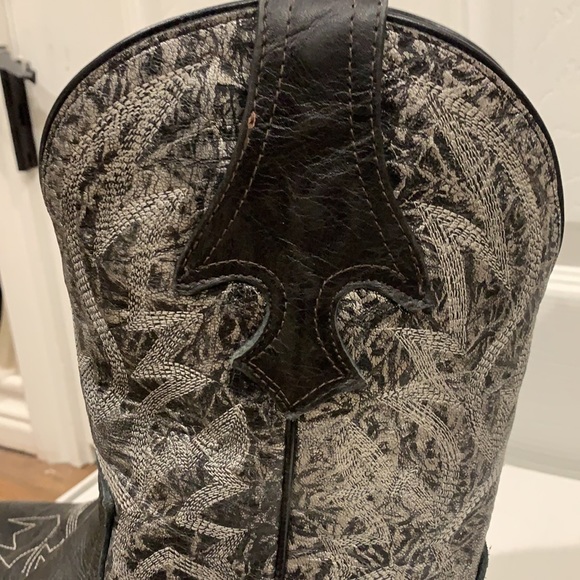 Cody James Leather Boots - Picture 10 of 16